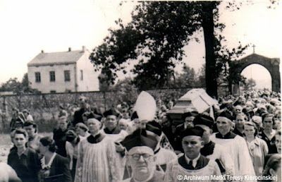 Jak mieszkańcy Zagłębia żegnali Matkę Teresę Kierocińską 74 lat temu ...