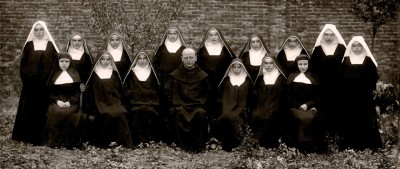 104. rocznica założenia Zgromadzenia Sióstr Karmelitanek Dzieciątka Jezus  1921 – 31 XII – 2025